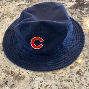 Vintage MLB Chicago Cubs bucket hat